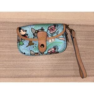 Disney Dooney and Bourke Clutch Purse Wristlet Dumbo Mickey Mouse Tinkerbell